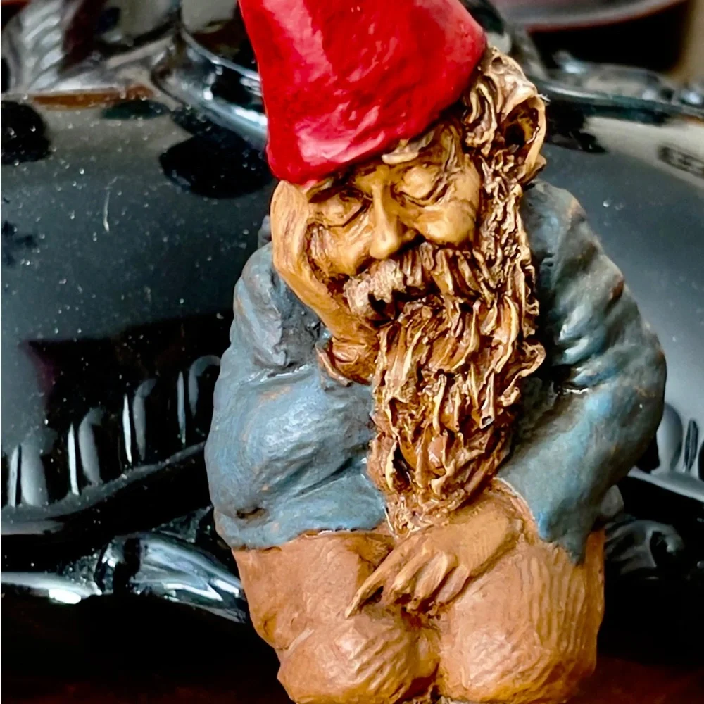 Tom Clarke Collectible Gnome - Bailey - Picture 2 of 5